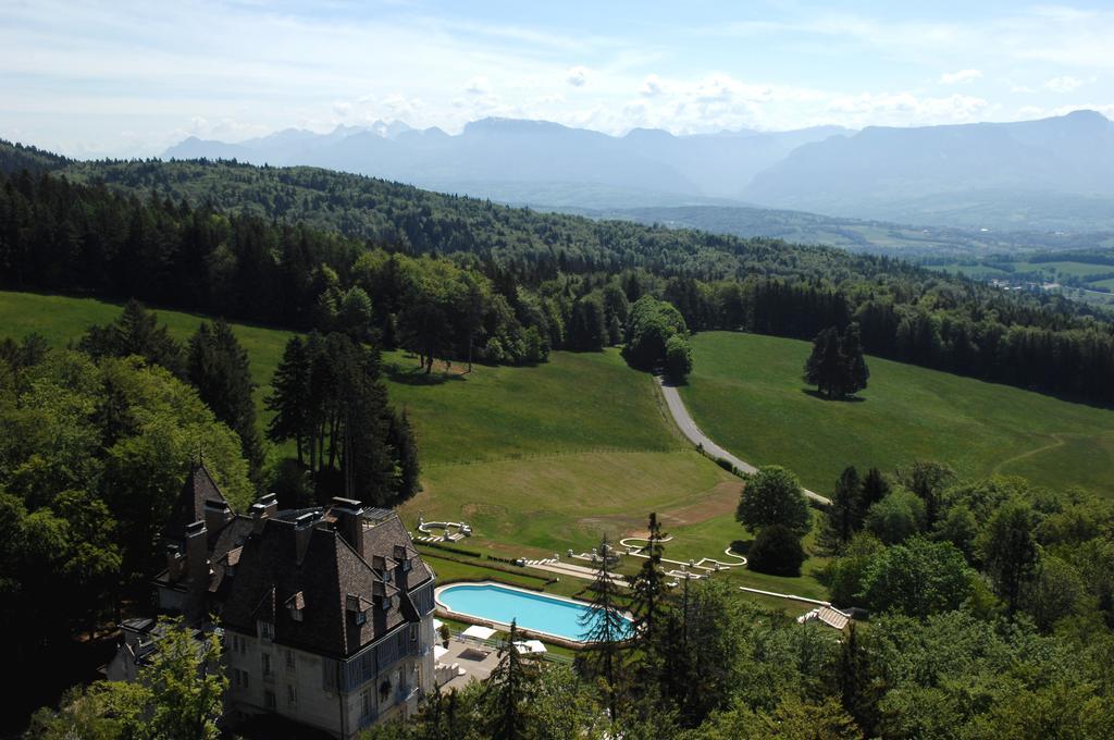 Chateau Des Avenieres Cruseilles Exterior foto